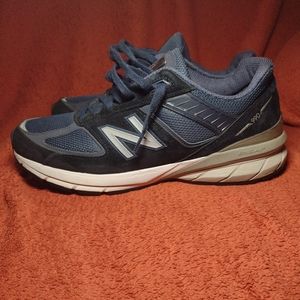 New Balance 990v5 Navy Suede Shoes men’s Size 10.5 Made in USA M990NV5